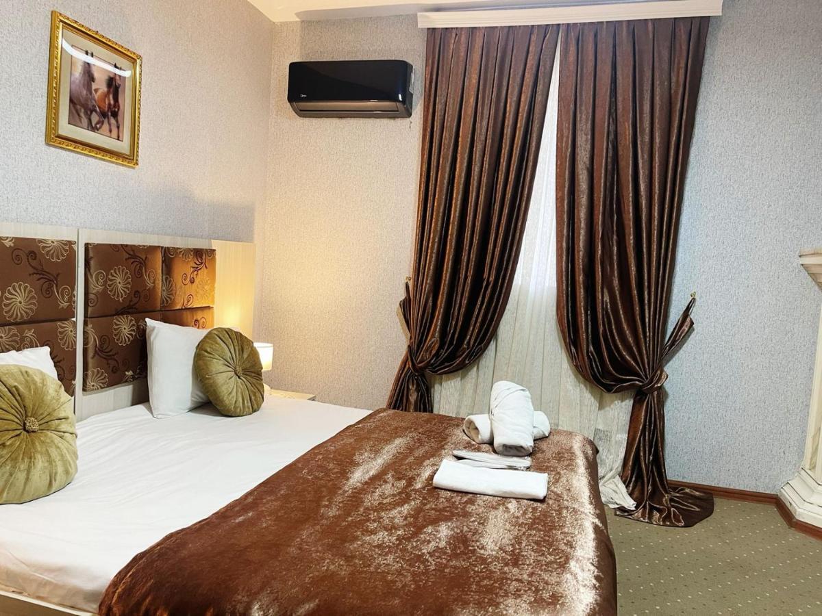Econom Maxim Hotel Баку Екстериор снимка